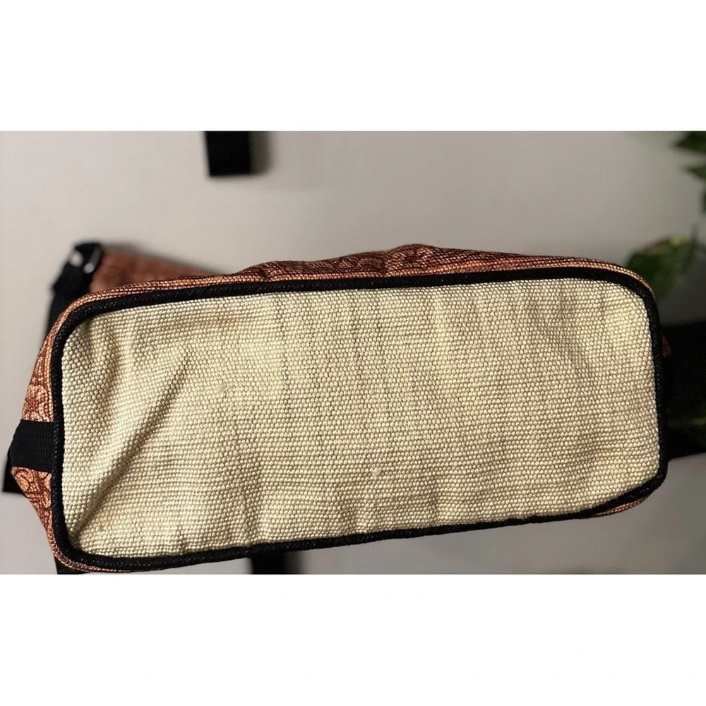 El Paso Saddle Blanket Co has not